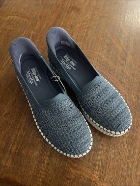 Skechers Slip-ins Martha Stewart Air-Cooled Memory Foam Size 9.5 Blue